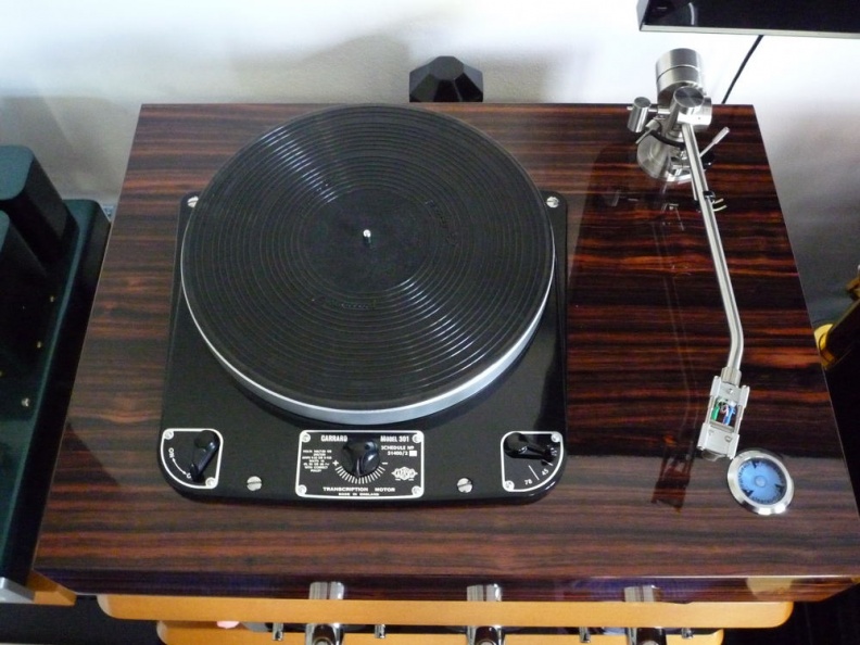 Garrard 301 Makassar 98.jpg